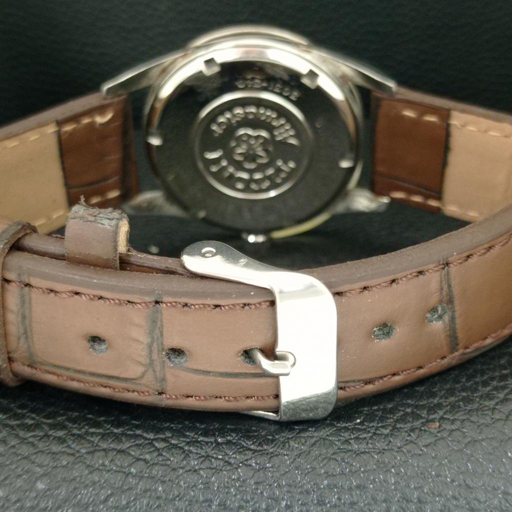 TITONI AIRMASTER TITOFLEX VINTAGE HAND-WINDING SWISS MENS BEIGE WATCH a705144-1