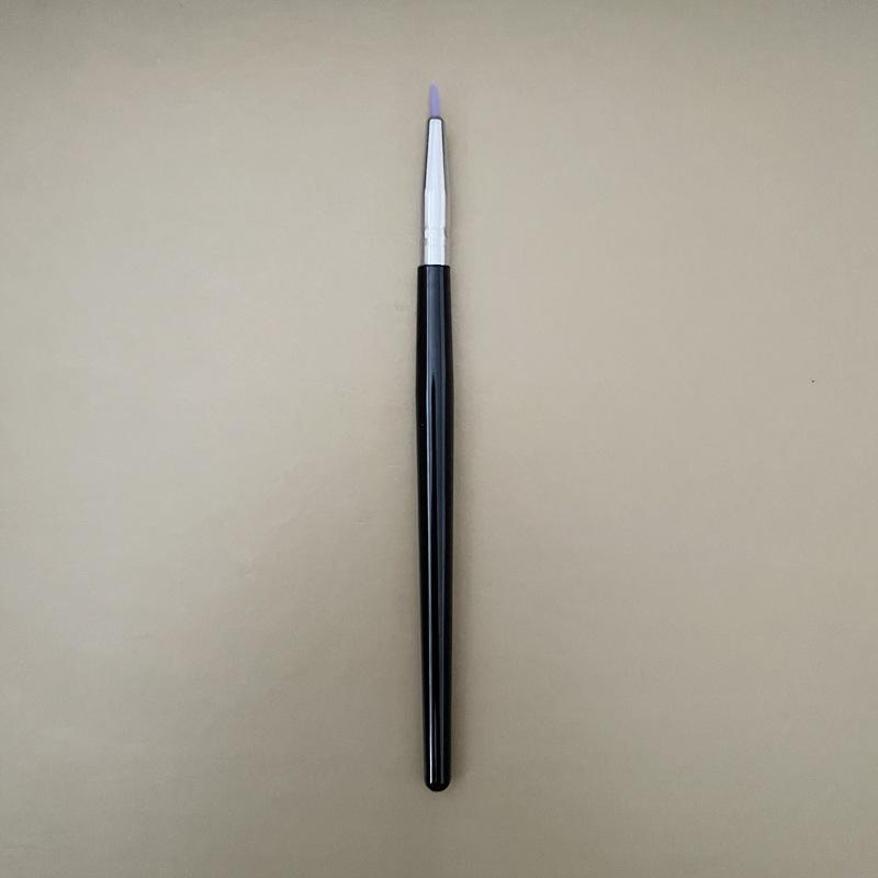 Silicone Precision Eyeliner & Glitter Eyeshadow Brush