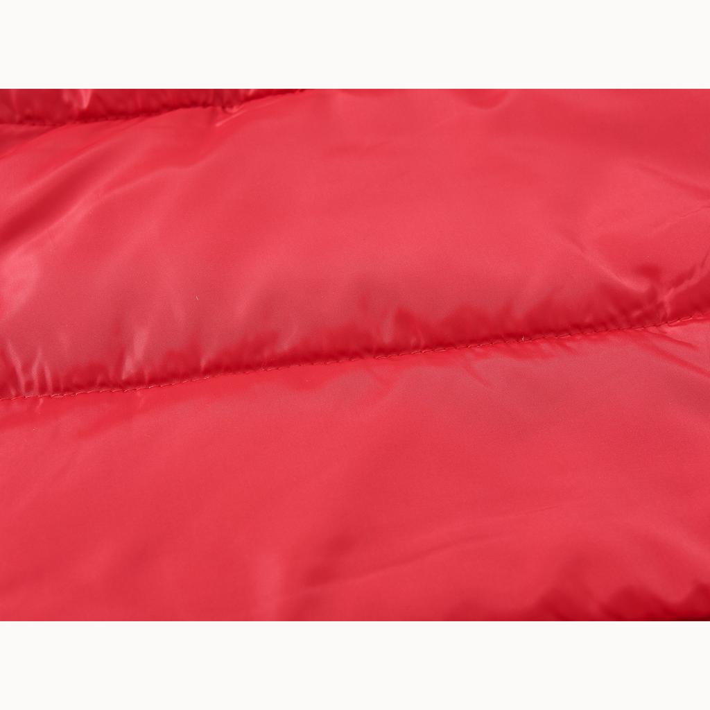 Chlapci a dívky v malých dětských jednobarevných uších, módní oboustranné kapsy, krátká bavlněná bunda, dětská bunda