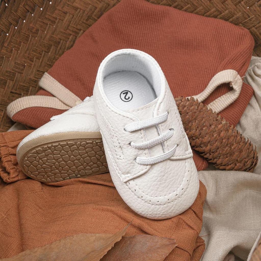 British Style Baby Walking Shoes: Spring & Autumn Casual Footwear for 0-1 Year Olds