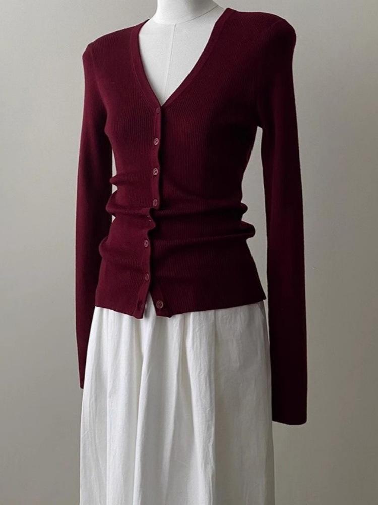 Women's French V-Neck Wool Cardigan: Slim Fit, Autumn/Winter Layer, Short Knit Top