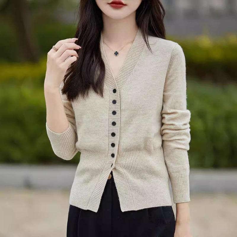 Autumn and winter new women's knitted sweater V-neck cardigan sweater women's imitation wool coat batch
