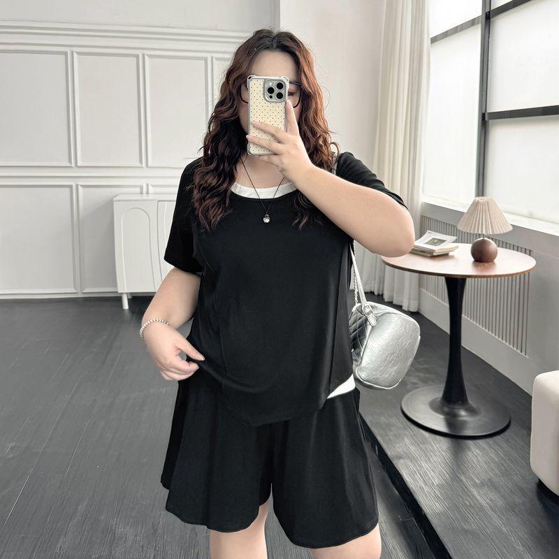 

clothing [Super Slimming Fake Two-Piece Suit Two-piece Set Pack] Chubby Girl Contrast Color Irregular Short sleeve T-shirt Pantskirt Two-piece Set Classic black and white T-shirt 8xl