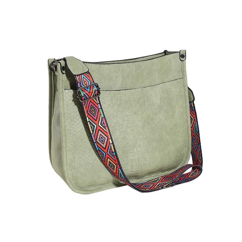 

Women s bag European and American retro bucket bag casual versatile commuter shoulder messenger bag large capacity indentation tote bag зелений