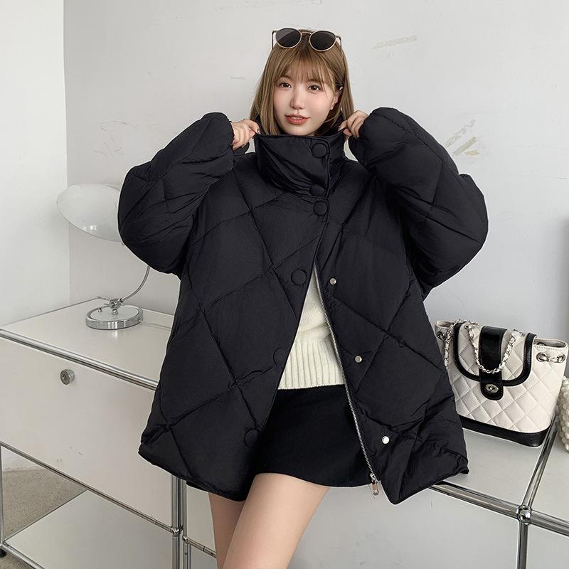 

Thickened down jacket women s short 2025 winter new design sense large button diamond warm jacket M