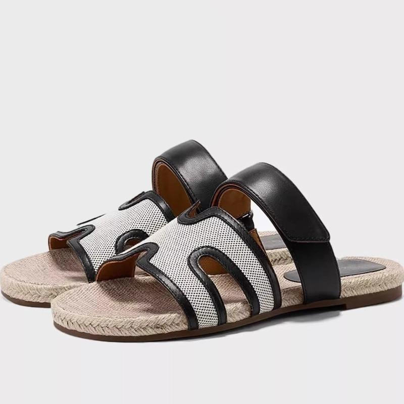 Fashion Woven Style Slippers Women's Summer New Beach Shoes Casual Hollow Second Uncle Cool Slippers