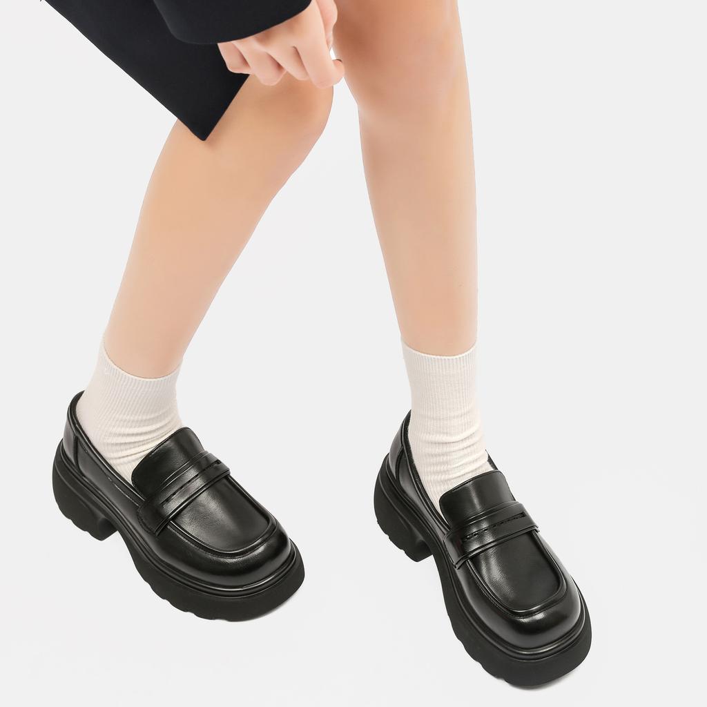 Super yuan kleine Lederschuhe Damen 2025 Herbst neue dicksohlige Muffin-Slipper College-Stil Einschlupfschuhe Britischer Stil Einzelne Schuhe