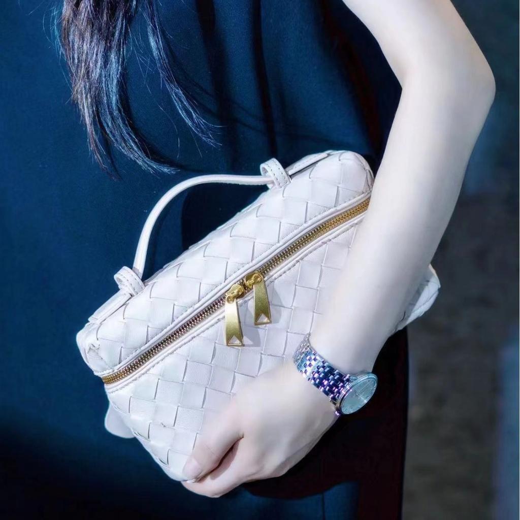 2025 Nuova borsa a scatola in pelle di pecora a rombi transfrontaliera, borsa quadrata piccola intrecciata in pelle di alta gamma a spalla singola o crossbody per donna