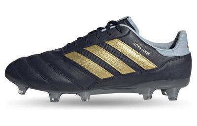 Chaussures spéciales de sport – Chaussures de football