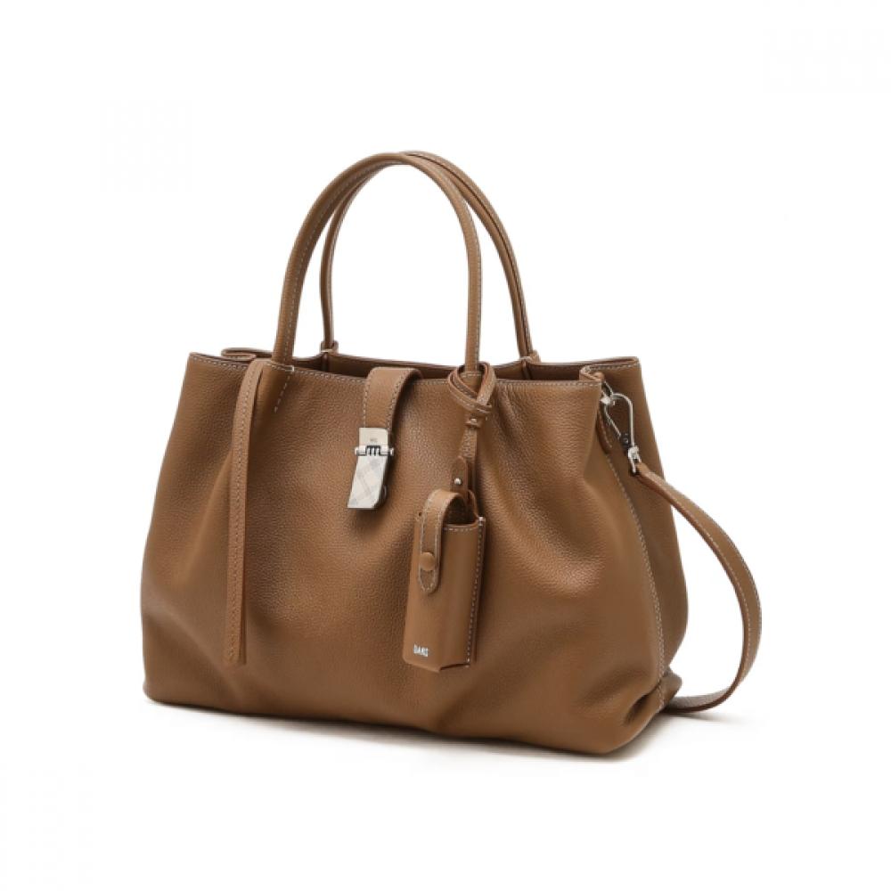 Daks Brown Cowhide Tote Bag With Buckle Decoration Dcba6f172w2