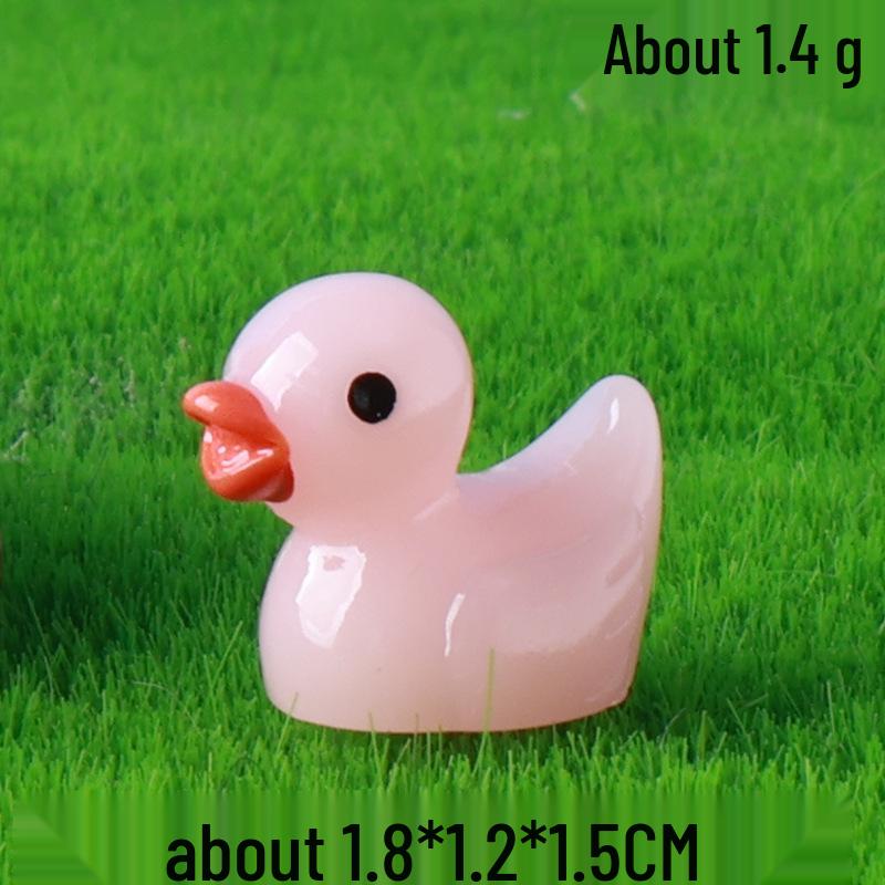 Yellow Duck Resin Figurine for Micro Landscape Decoration