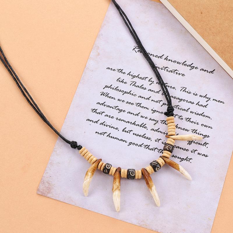 Vintage Hundezahn Halskette Herren und Damen Persönlichkeit Xizang Yakknochen Anhänger Wilder Anhänger Stammes Wolfszahn Accessoires