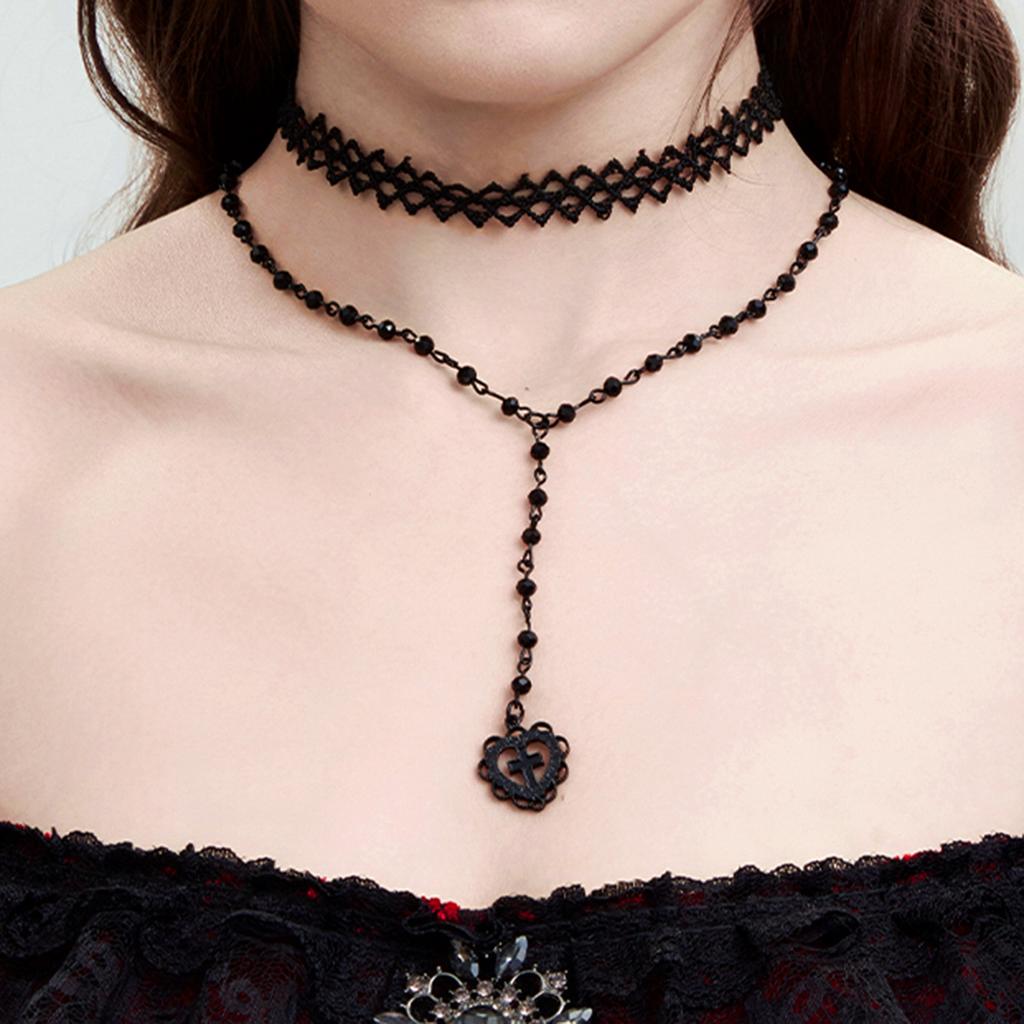 Vintage sweet and cool black love heart pendant collar, Spice Girl lace crescent moon tassel double necklace.
