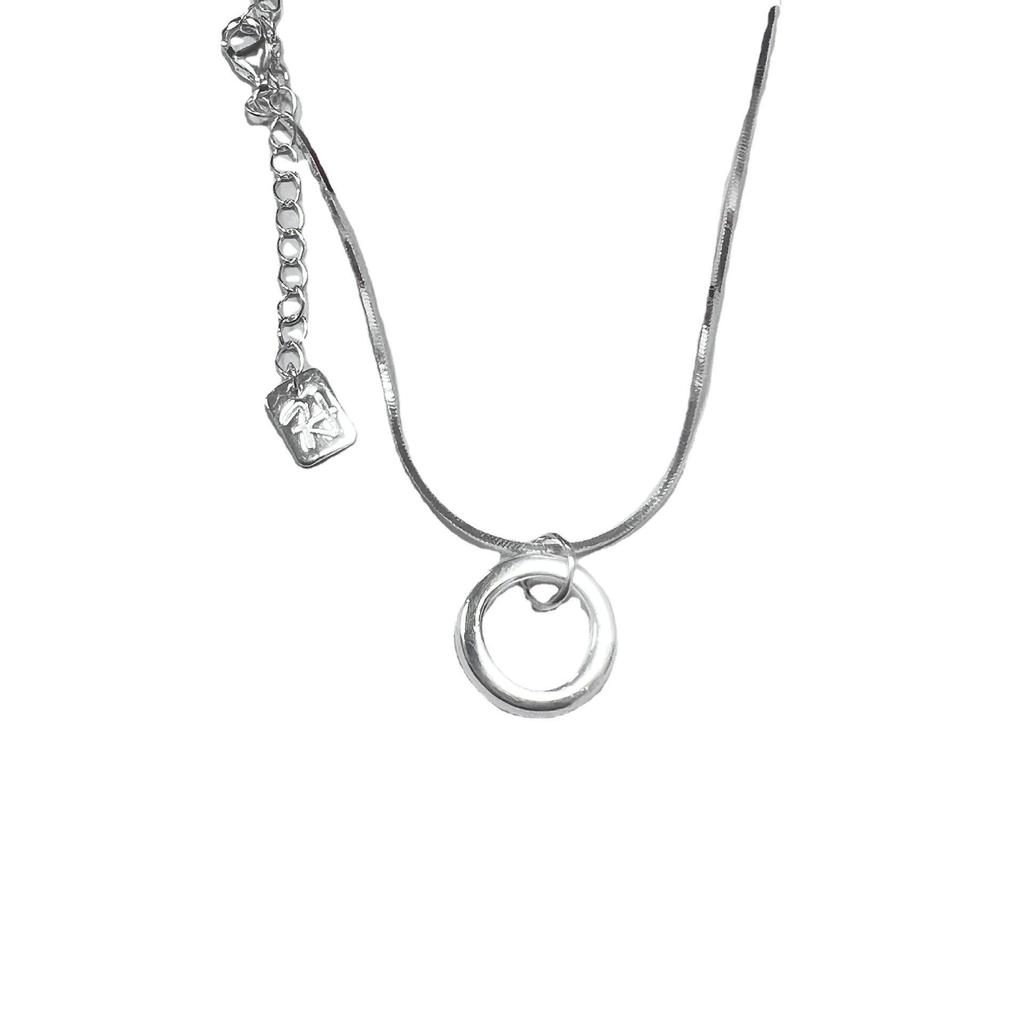 Su Chuang S925 Sterling Silver Circle Round Snake Bone Necklace for Women - High-End, Simple, Versatile Clavicle Chain Design.