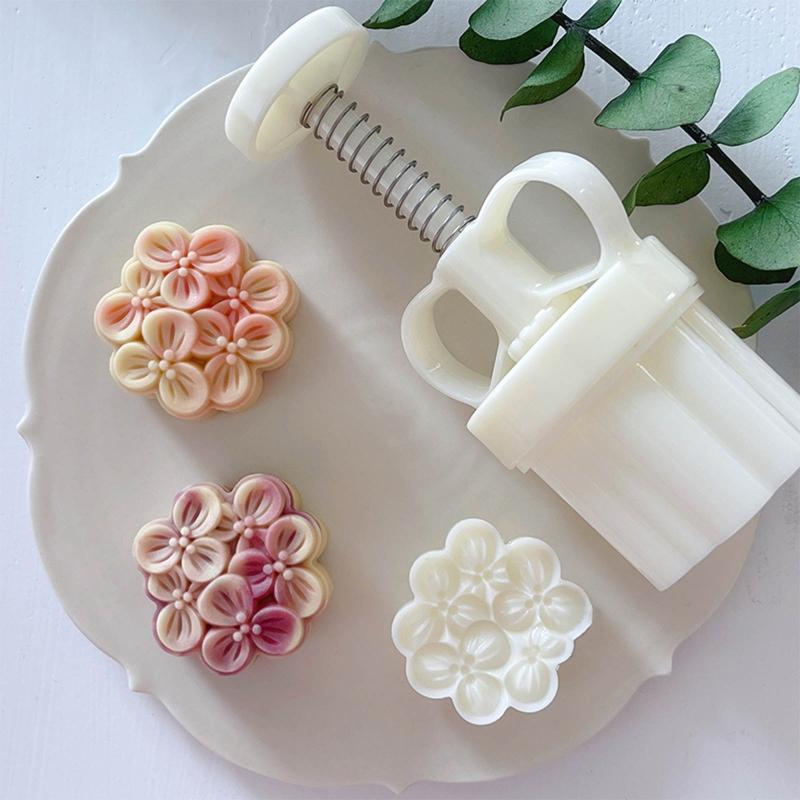 Plastic Mooncake Molds DIY Mooncake Stamps Osmanthus Shaped Baking Moulds Pastry Gadgets 3 Sizes for Mid-Autumn Festival