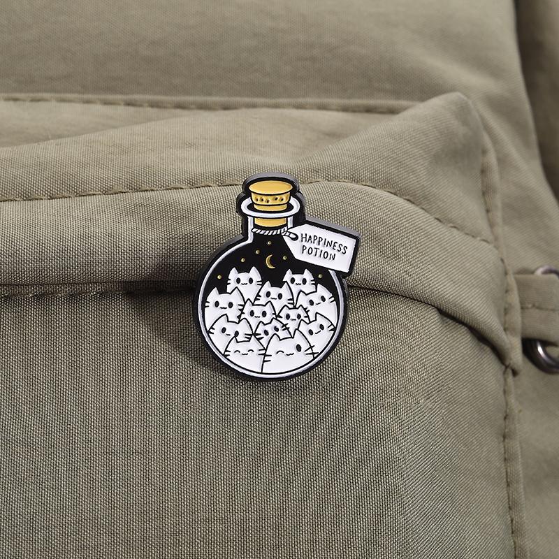 Cartoon Cat Happiness Potion Enamel Pin, Cat Lover Metal Brooch, Lapel Backpack Badge, Creative Jewelry Gift
