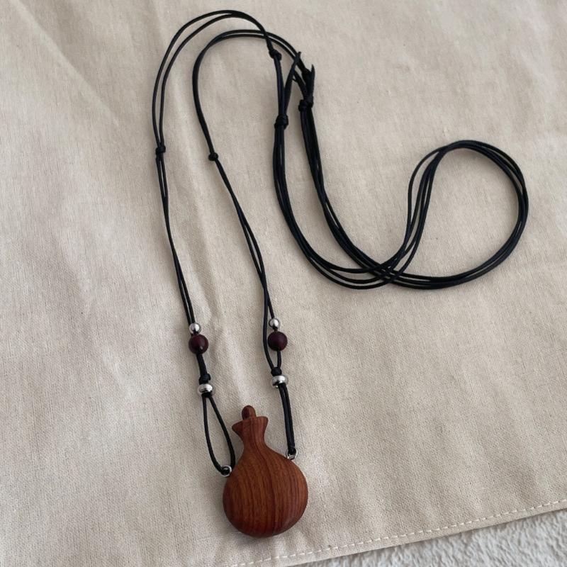 Handmade Retro Wood Beads Necklace Showcasing Artistic Gourd Kettle Charm Trendy Unisex Sweater Chain Accessory