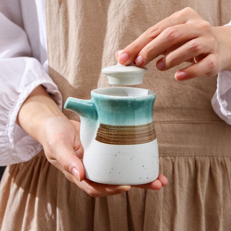Ceramic Condiment Bottle Soy Sauce Vinegar Jar Creative Japanese Sushi Restaurant Tableware Home Kitchen