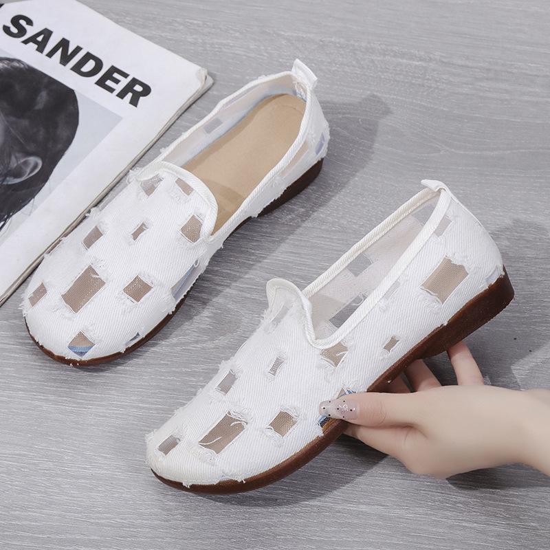 Hollow mesh breathable single shoes women's summer new models are good to fit holes women's shoes shallow mouth Doudou shoes flat bottom ladyshoes