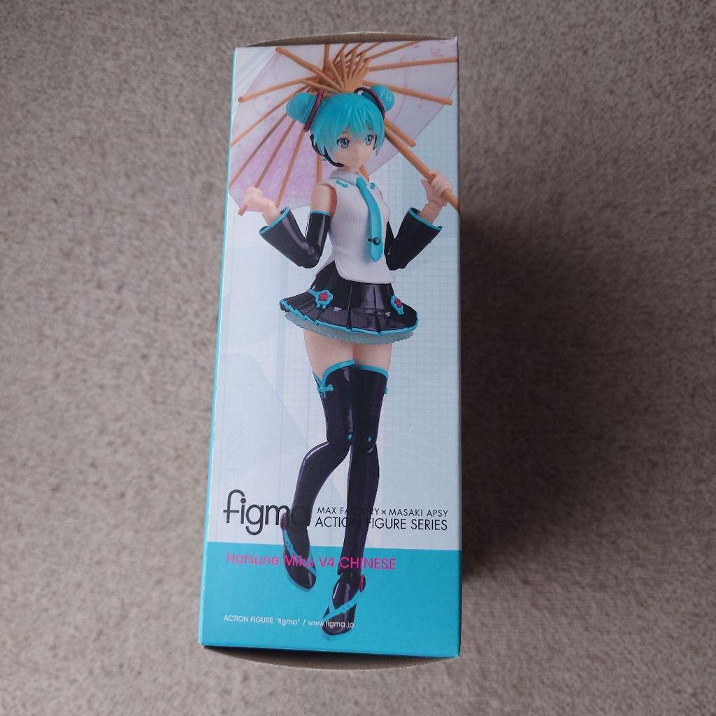 [USED] figma Hatsune Miku V4 Chinese figure (shipping included)