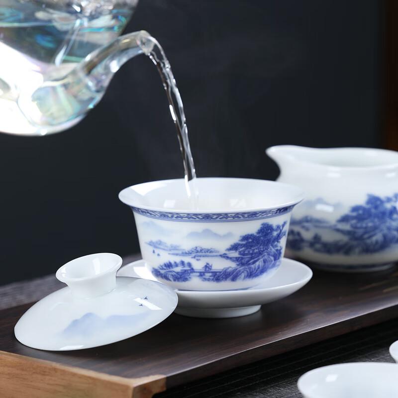 MULTIPOTENT White Porcelain Gongfu Tea Set