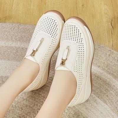 Soft Leather Light White Shoes Women's 2025 Summer and Autumn Explosion Casual Non-slip Single Shoes Middle-aged and Elderly Mother Sports Walking Sh