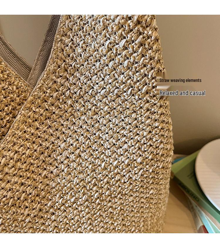 2023 Trendy Women's Large Capacity Textured Straw Tote & Shoulder Beach Bag