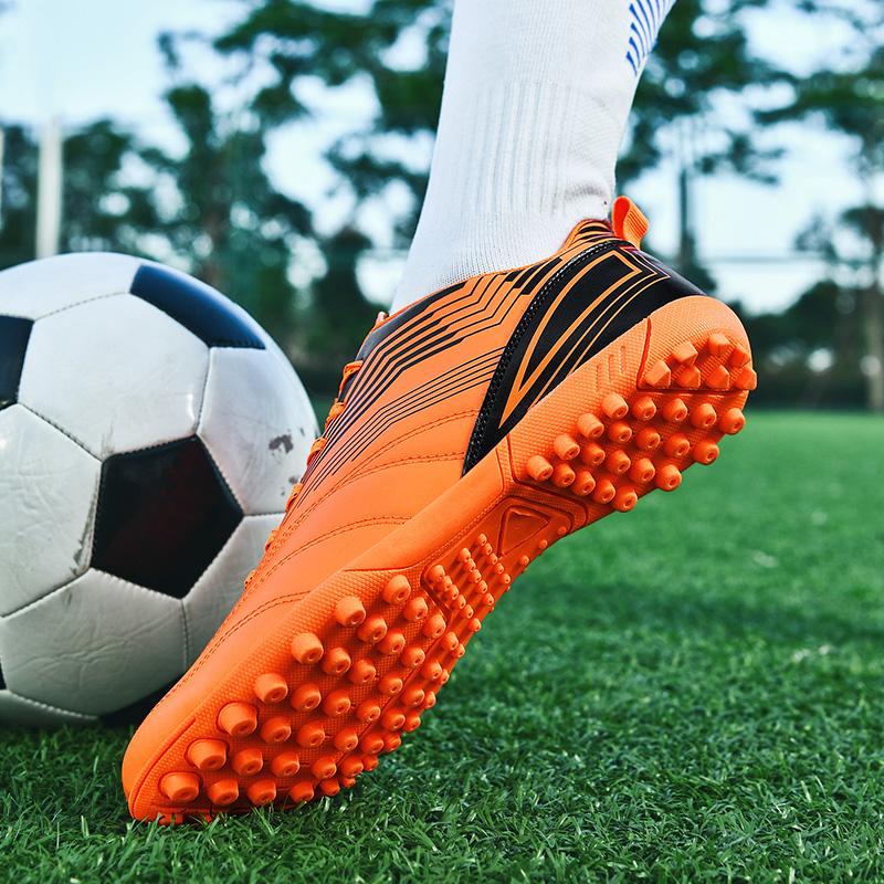 Professional Football Shoes Men Casual Society Sneaker Long Spikes TF/FG Resistant Soccer Shoes Boy High Quality Football Boots