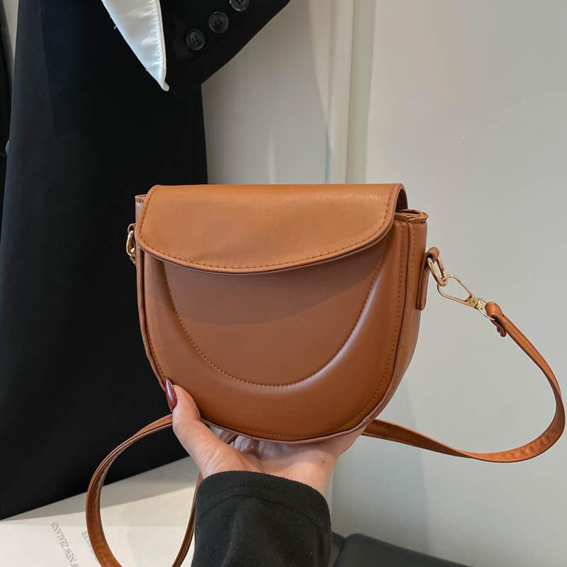 Leisure Commuting Shoulder Bag, Saddle Bag, Simple Cross-body Bag, High Appearance Level, Fashionable