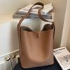 Högvärdig trendig pendlarväska dam ny stor kapacitet tygväska nisch enkel axelväska