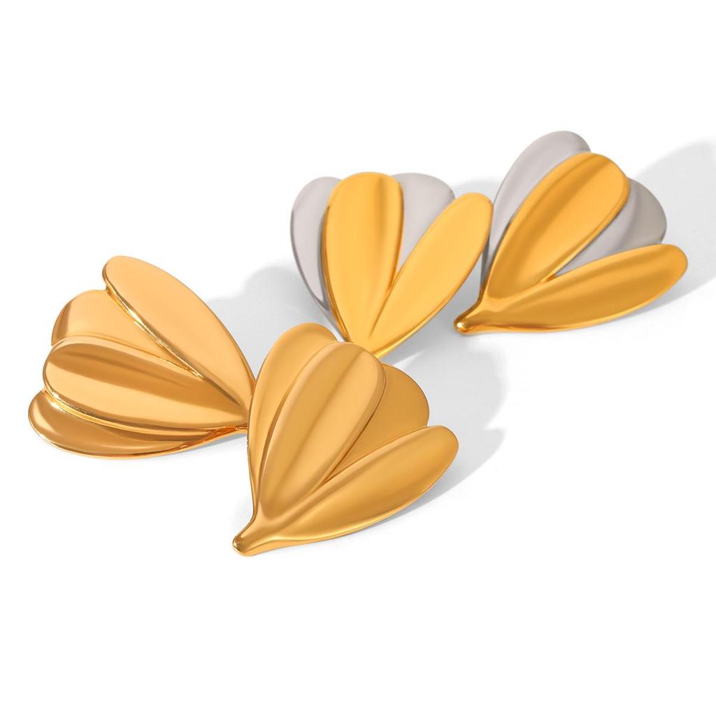 Stainless Steel Leaf Stud Earrings, Niche Design, 18K Gold-Plated, Non-Fading for Women.