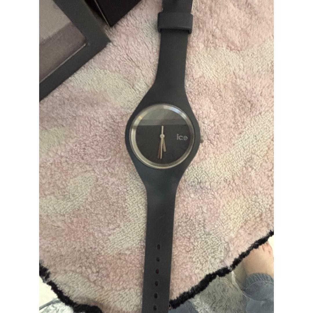 Used ice watch wristwatch body black