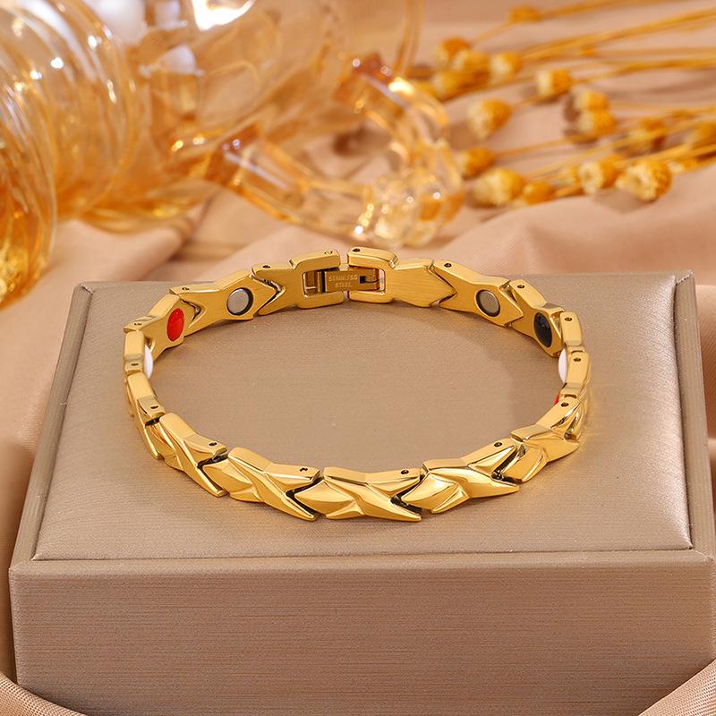 18k vergoldetes Damen Vielseitiges Edelstahl Magnetarmband Uhrenkette