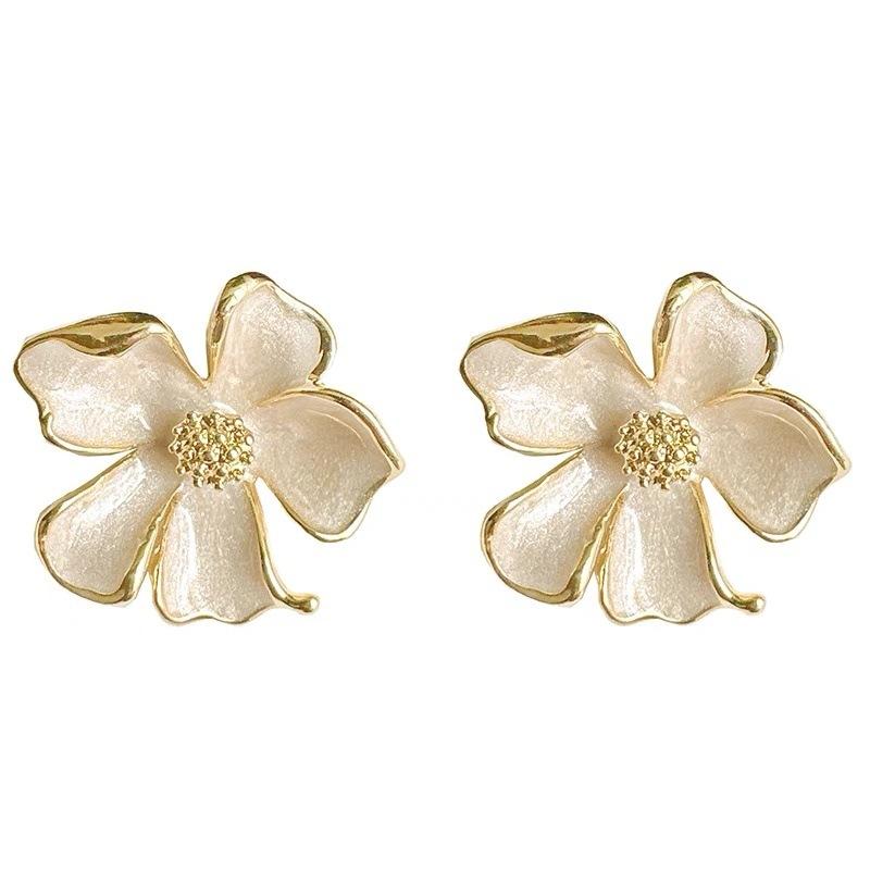 French Small Fresh Super Fairy Dripping Oil Purple Flower Earrings Gentle Light Luxury Fashion High-end Trendy Ear Jewelry