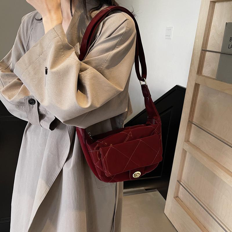 

Модная сумка-мессенджер Женская модная сумка-седло Повседневная ромбовидная сумка под мышкой бордовый