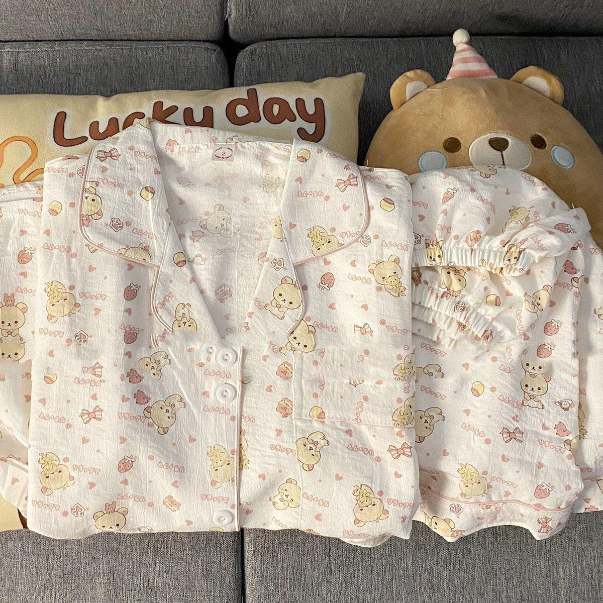 

Japanese full print cute and relaxed bear pajamas women s summer short-sleeved shorts cardigan suit students can wear loungewear S