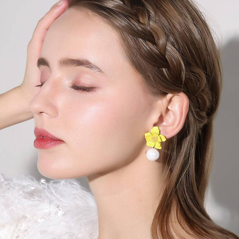 Ginasy Simulated Pearl Gold Plated Drop Earrings Set for Bridal or Fashion Hypoallergenic Jewelry Gift for Women Girls Ginasy Simulated Pearl Gold Plated Drop Earrings Set for Bridal or Fashion Hypoallergenic Jewelry Gift for Women Girls
