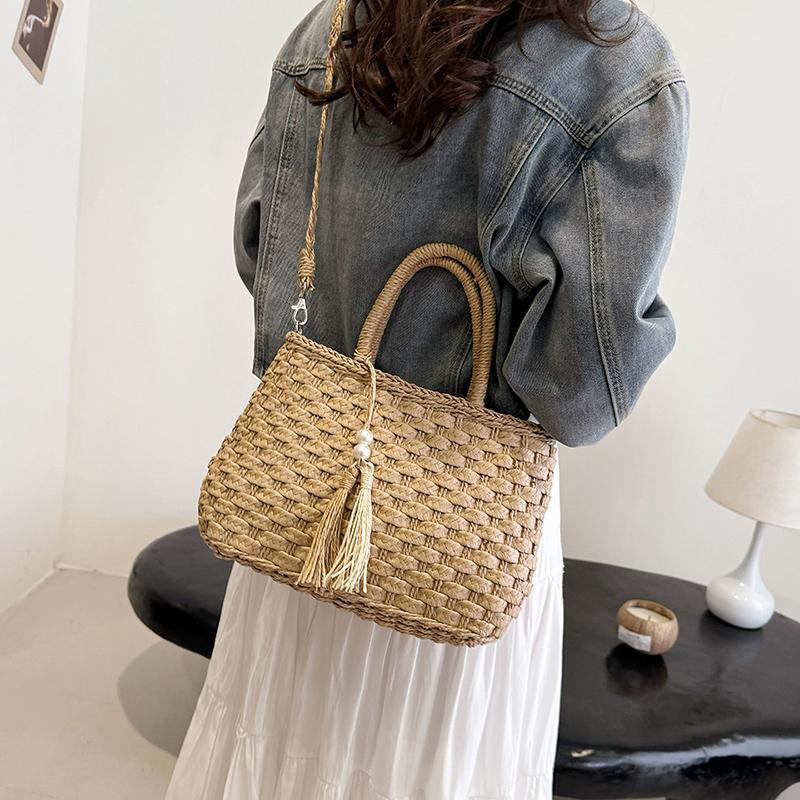 Light Luxury Straw Weaving Tassel Women's Shoulder Bags Large Capacity Creativity Drawstring Handbags Hot Sale Sweet Trend Bags