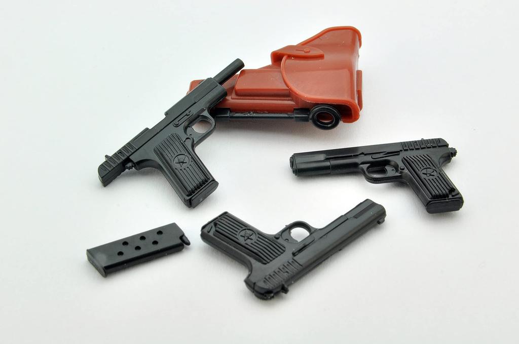 TOMYTEC Little Armory LA085 Tokarev Makarov Type Plastic Model &
