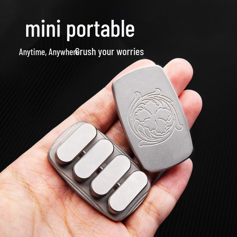 Titanium Rhythm Card: Magnetic Sliding EDC Decompression Toy