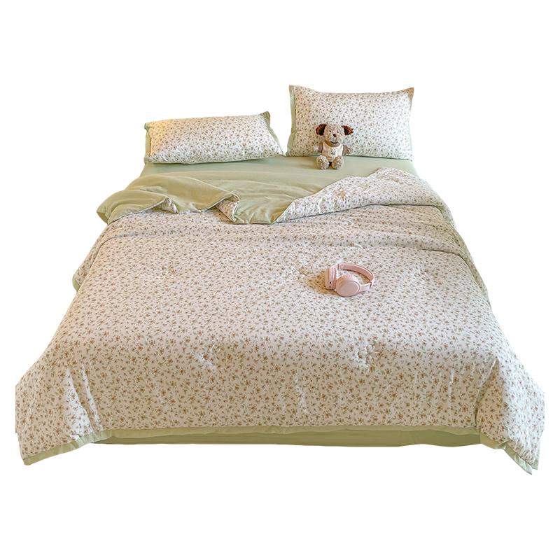 Grace Lightweight Summer Cooling Quilt 150cm x 200cm