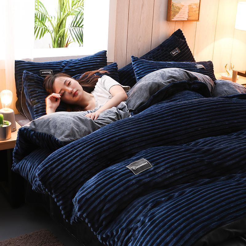 Four-Piece Winter Rabbit Velvet Bedding Set: Flannel Duvet & Warm Thickened Quilt Covers