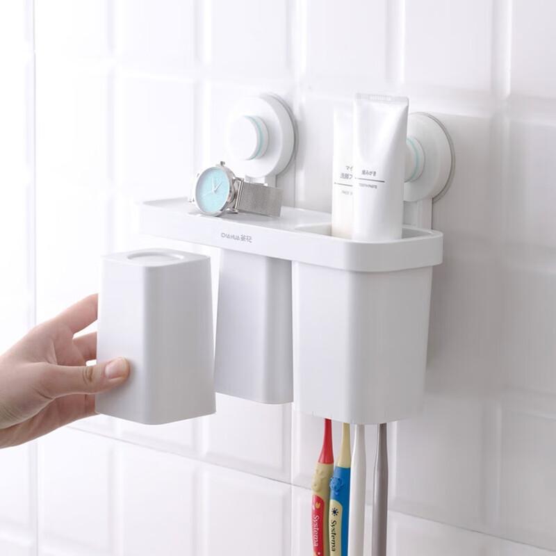 Camellia Simple Wall-Mounted Toothbrush Holder