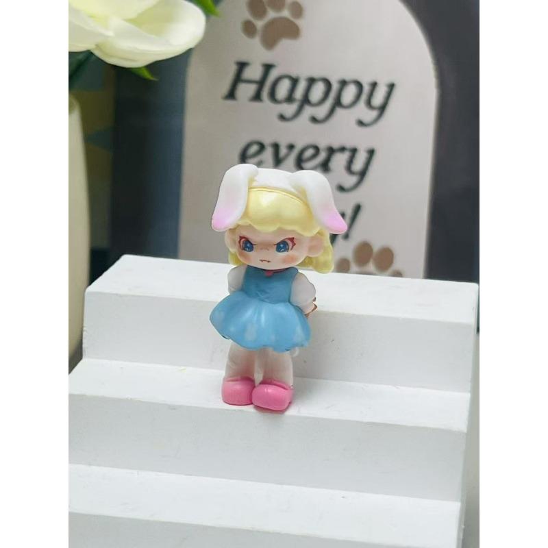 Mengli Dimo Sister Erchuang Changed The Baby's Optional Gift, Which Can Be Punched and Made Into A DIY Keychain Mobile Phone Chain.