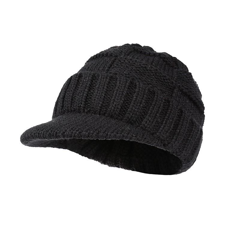 Minimalist Women's Duckbill Knit Hat - Short Brim, Warm Ear Protection for Autumn/Winter Skiing.