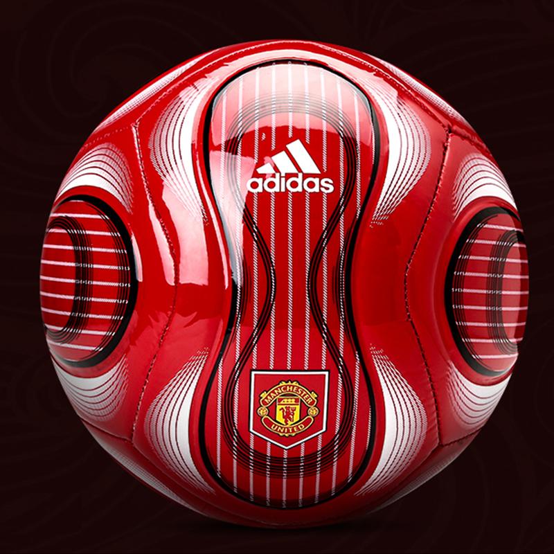 adidas Manchester United Soccer Ball HI2190