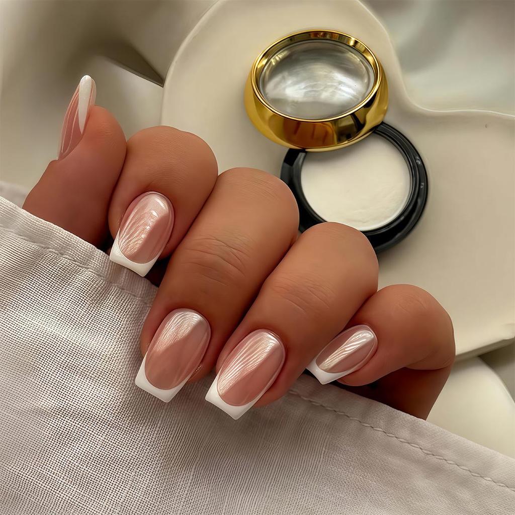 Hochwertige tragbare künstliche Nägel im Mandel-Nude-French-Stil – mittellange und lange Nagelspitzen