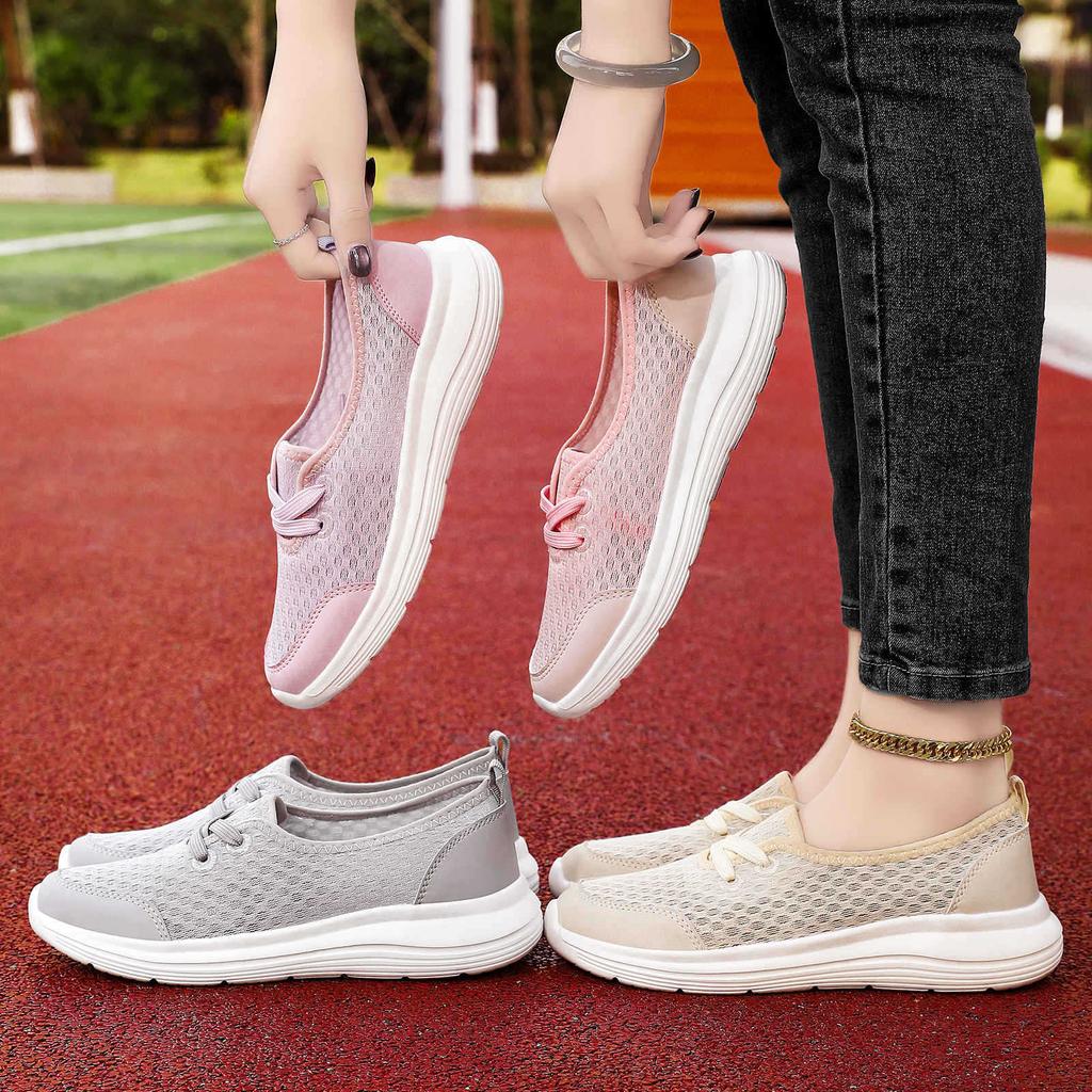 Women's Casual Mesh Slip-On Shoes Lightweight Breathable Walking Sneakers with Flexible Sole Comfortable Fit for Everyday Wear