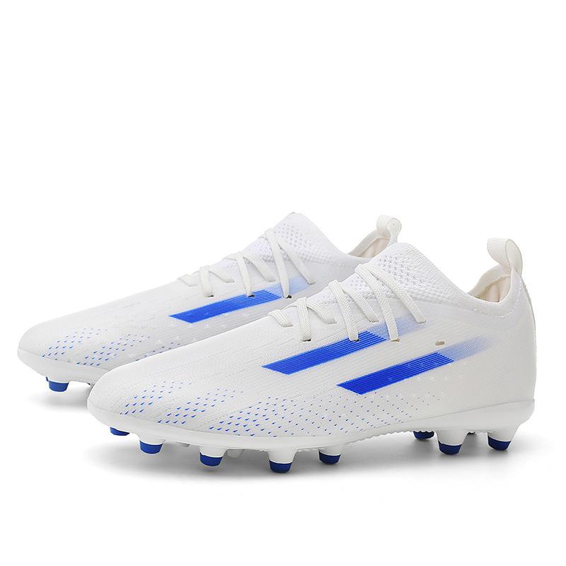 New football shoes men and women teenagers long nails broken nails competition sports shoes