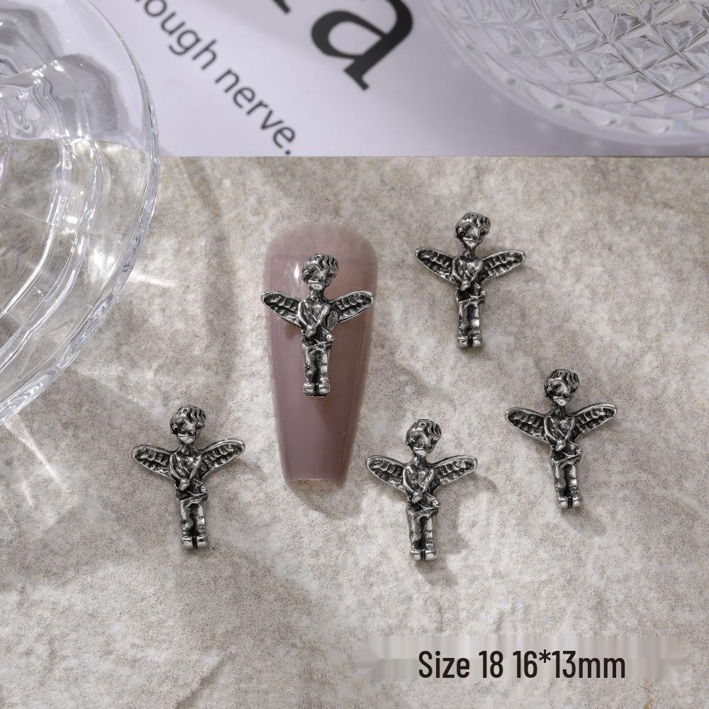 Retro Dunkelchrom Halloween Nagelanhänger: Engel, Schädel, Punk-Herz